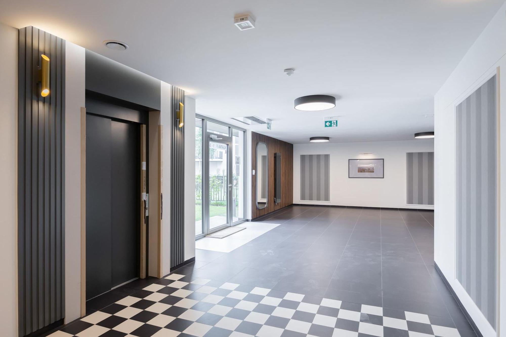 Apartment Sarmacka Wilanow With Parking, Sauna & Gym By Noclegi Renters Βαρσοβία Εξωτερικό φωτογραφία